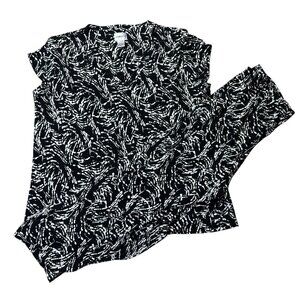 Chicos Black White Abstract Print Knit 2 piece Top & Pants Set Size XL